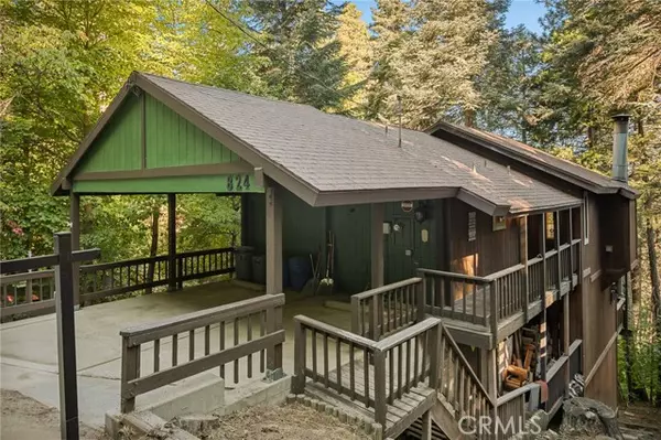 824 Oakmont LN, Lake Arrowhead, CA 92352