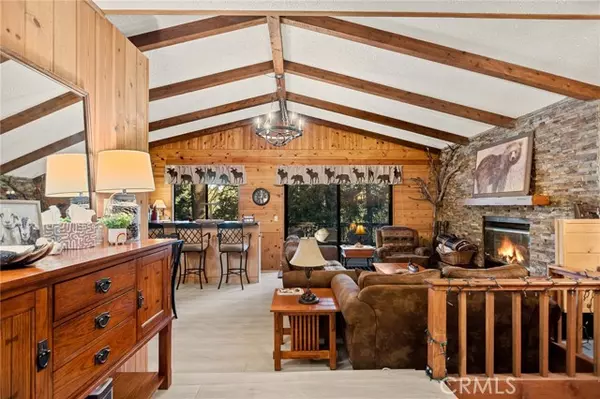 824 Oakmont LN, Lake Arrowhead, CA 92352