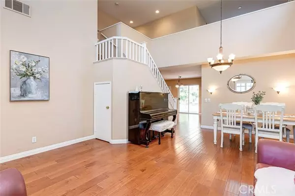 Tustin, CA 92782,2521 San Saba ST