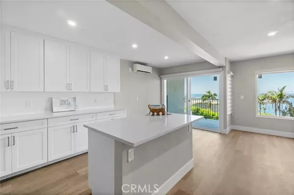 Laguna Beach, CA 92651,2607 Solana WAY 7
