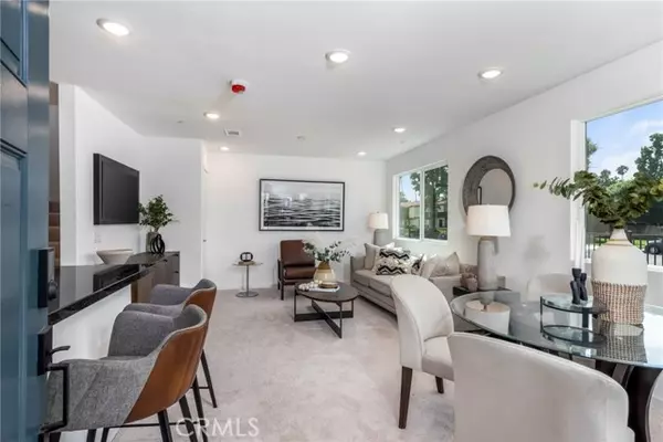 Colton, CA 92324,1142 Santo Antonio DR