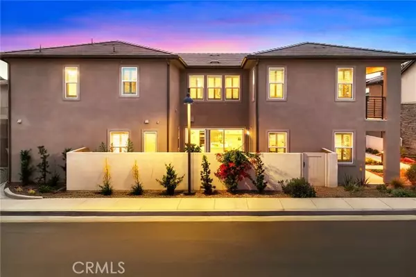 208 Zawn, Irvine, CA 92618