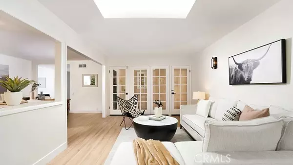 Mission Viejo, CA 92691,25312 Justin AVE
