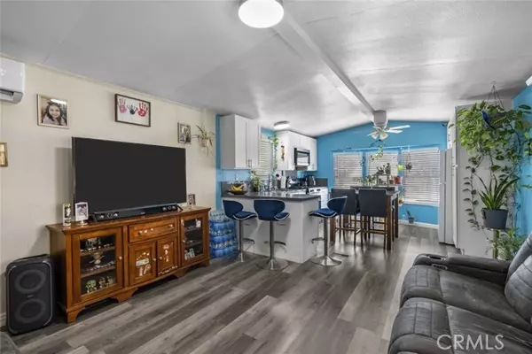 Rosamond, CA 93560,2017 Windharp DR 29