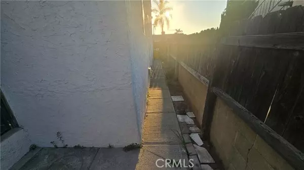 Montebello, CA 90640,416 W Cleveland AVE