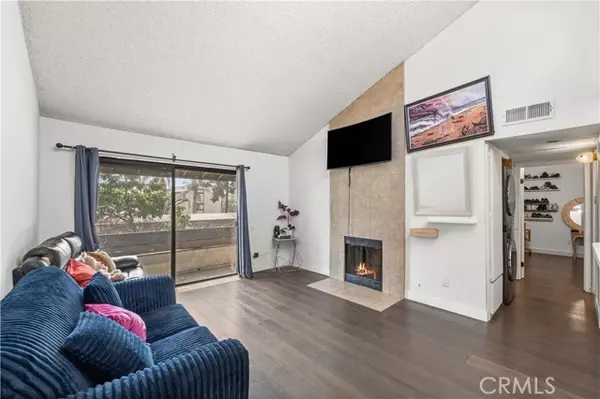 Panorama City, CA 91402,9600 Van Nuys BLD 220