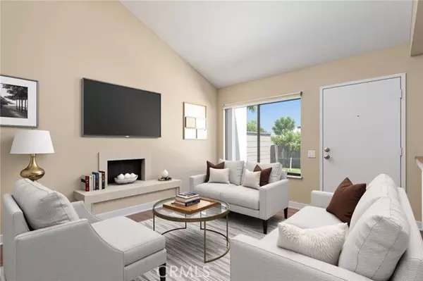 Anaheim, CA 92801,1302 N Mako LN 2