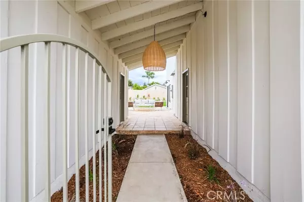 Lake Forest, CA 92630,23941 Jarrow LN