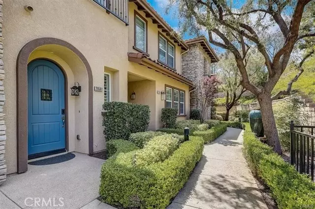 Valencia, CA 91354,28561 Herrera ST
