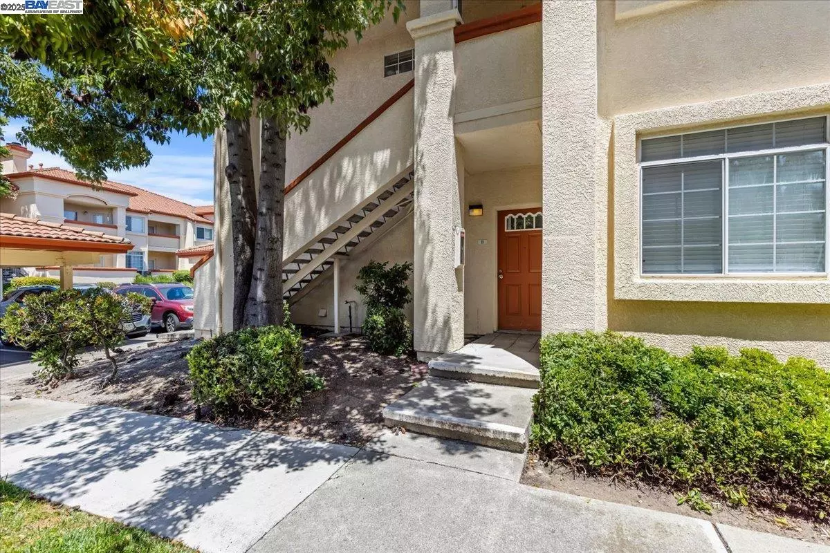 Dublin, CA 94568,7054 Dublin Meadows St D