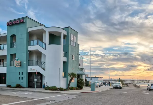 Pismo Beach, CA 93449,198 Main ST 8
