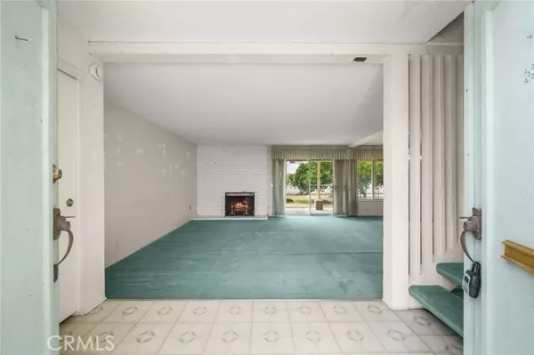 Santa Ana, CA 92707,3626 S Garnsey ST