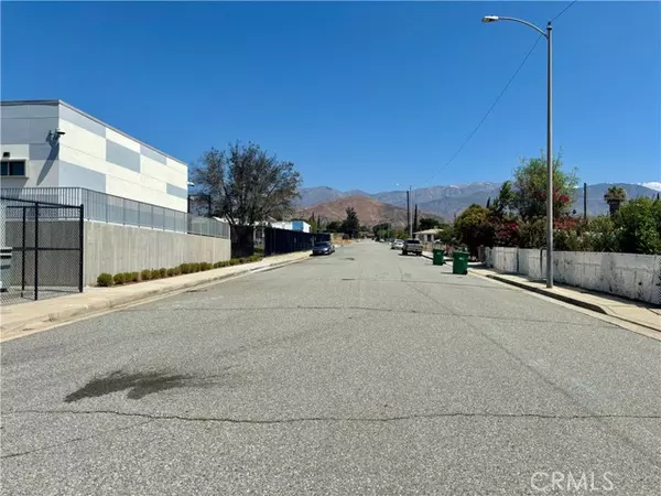 Banning, CA 92220,660 N Florida ST