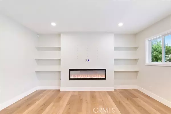 Tustin, CA 92780,13602 Marshall LN