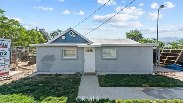 68 Val Monte ST, Banning, CA 92220