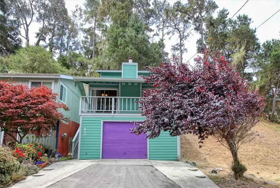 910 Sheffield ST, Cambria, CA 93428