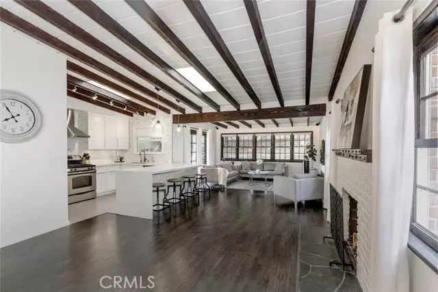 9742 Hillhaven AVE, Tujunga, CA 91042
