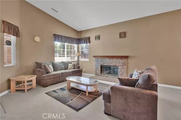 Victorville, CA 92395,13934 Montecito DR