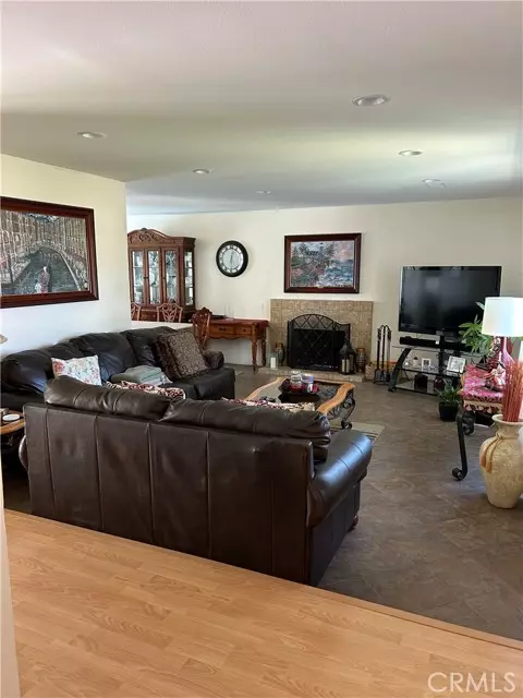 Huntington Beach, CA 92646,9172 Veronica DR