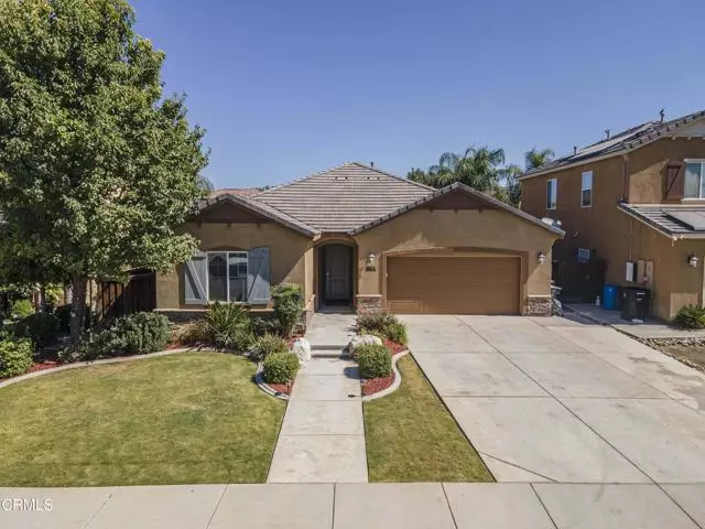 9814 Buckhorn Peak DR, Bakersfield, CA 93311
