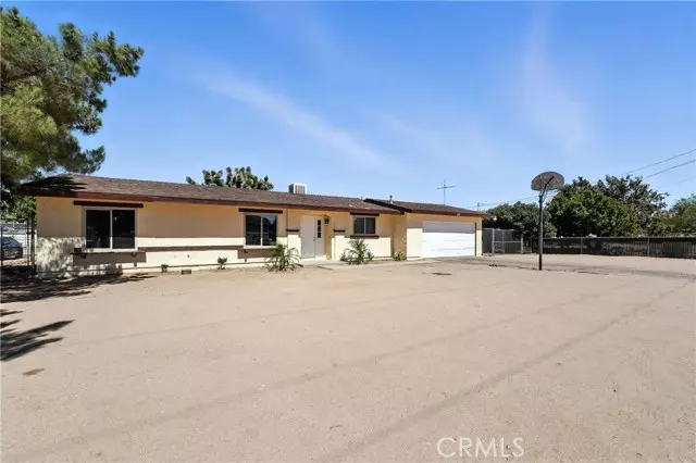 7535 Kenyon AVE, Hesperia, CA 92345