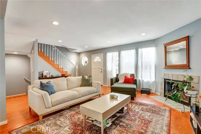533 Walnut Avenue 7, Long Beach, CA 90802