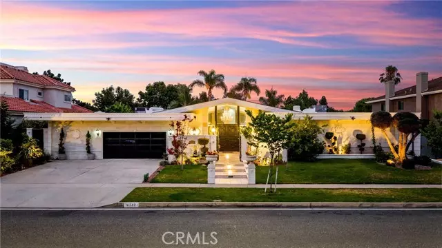 Lakewood, CA 90712,4332 Parkview DR