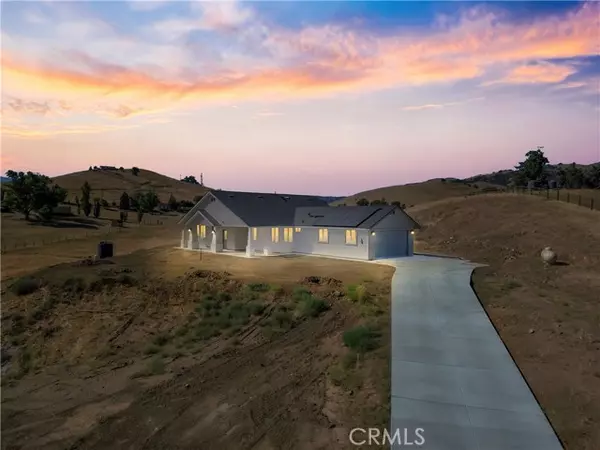 20381 Pinon Canyon RD, Tehachapi, CA 93561