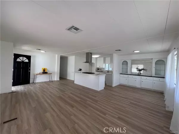 15621 Beach BLD 24, Westminster, CA 92683