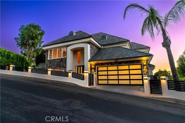 4918 Calvin AVE, Tarzana, CA 91356