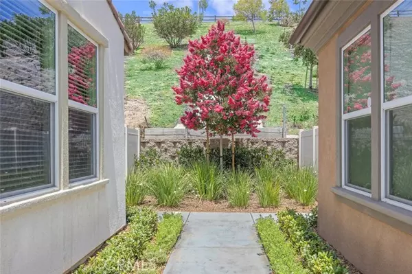 Saugus, CA 91350,20533 Martingale PL