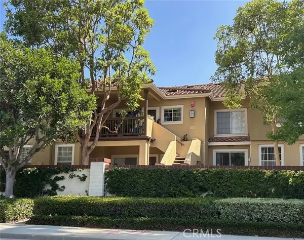 145 Gallery WAY, Tustin, CA 92782