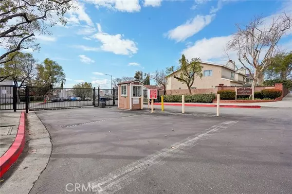 Pacoima, CA 91331,11465 Fox Hollow LN