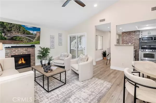 Yorba Linda, CA 92887,5920 Bedford Ct. 137