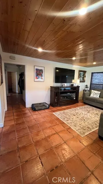 Lynwood, CA 90262,4647 Abbott RD