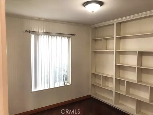 La Jolla, CA 92037,3103 Evening WAY B