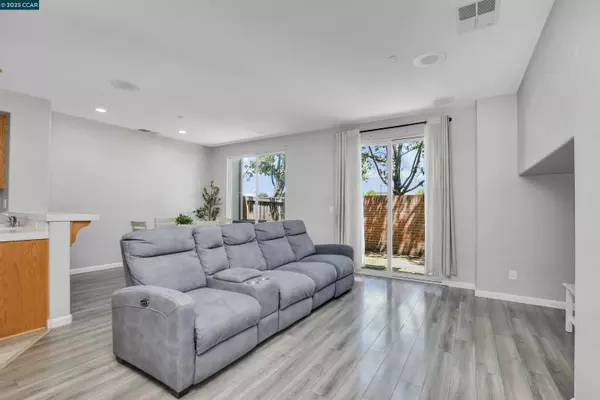Brentwood, CA 94513,1344 Harrison LN