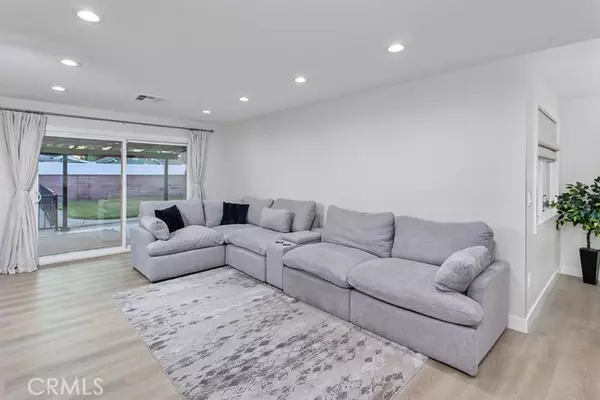 Granada Hills, CA 91344,11205 Montgomery AVE