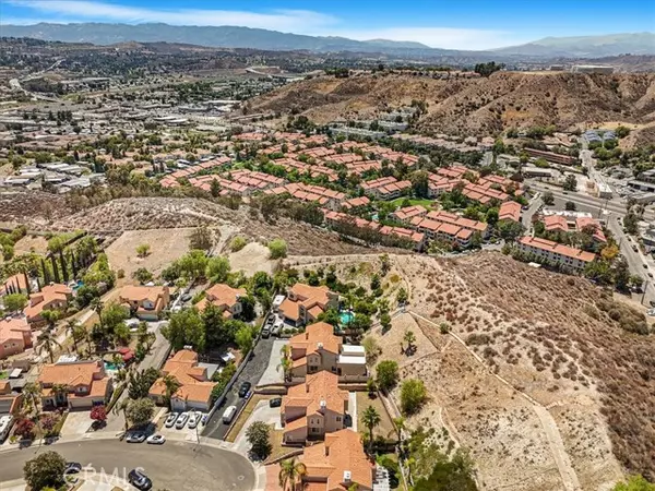 Canyon Country, CA 91387,28069 Magic Mountain LN