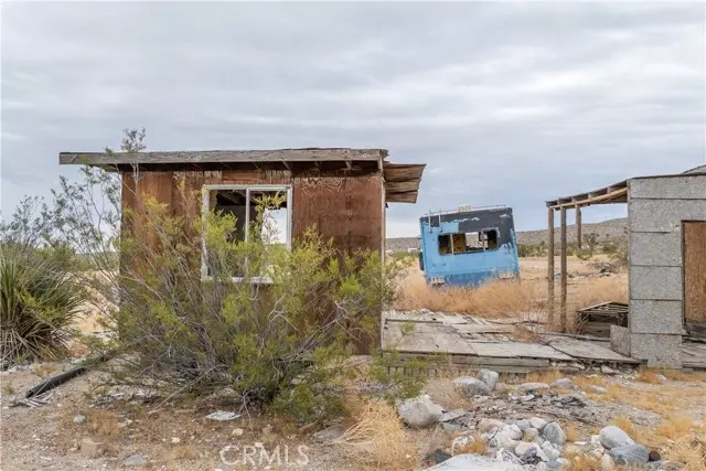 Lucerne Valley, CA 92356,37050 Cheshire RD