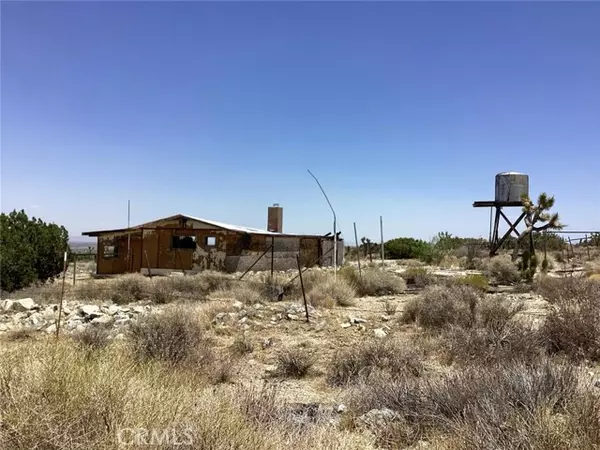 Llano, CA 93544,0 Avenue Z-4