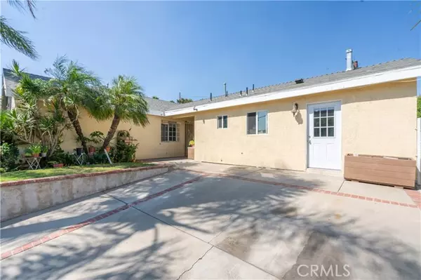 Pacoima, CA 91331,11044 Borden AVE