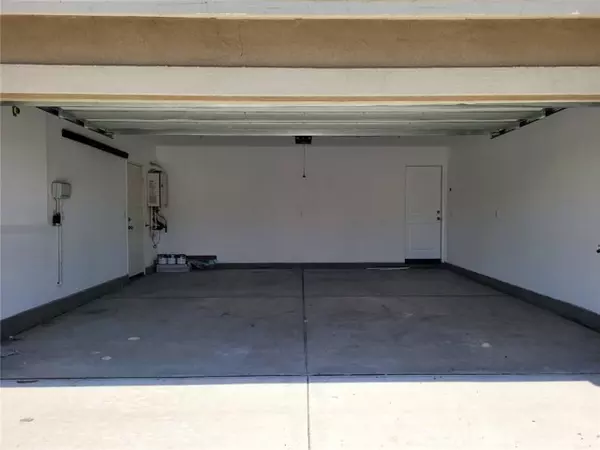 Fontana, CA 92336,7483 Avocado Cove DR