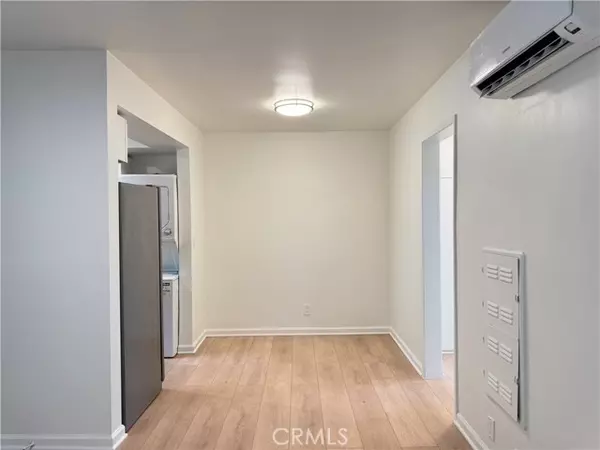 Pasadena, CA 91101,251 N Oakland Ave 1