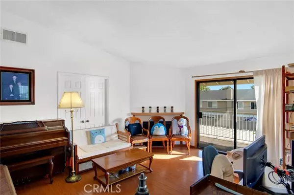 Tustin, CA 92780,1161 Packers CIR CI102