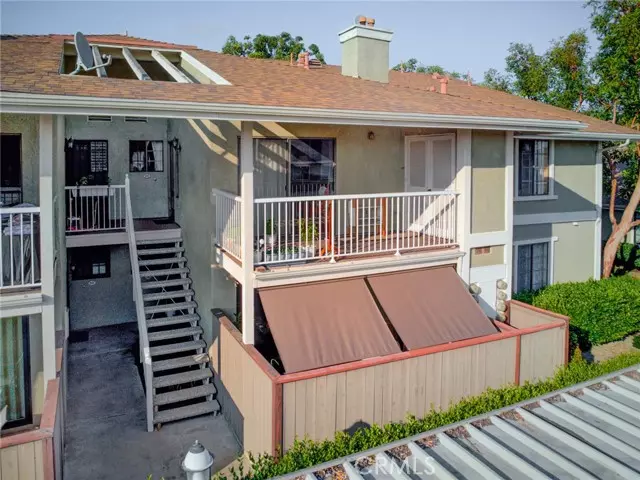 1161 Packers CIR CI102, Tustin, CA 92780