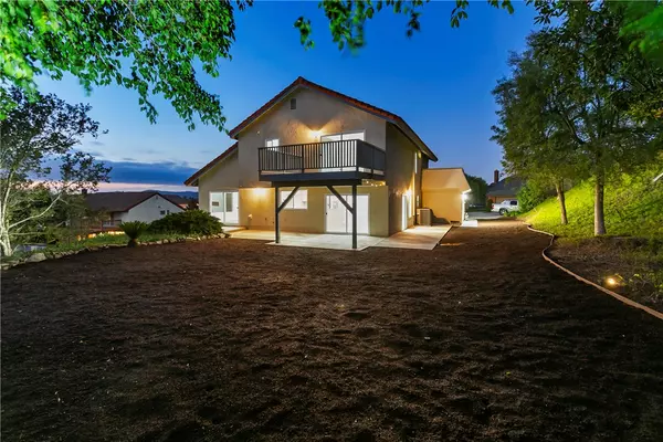 Anaheim Hills, CA 92807,752 S Stillwater LN