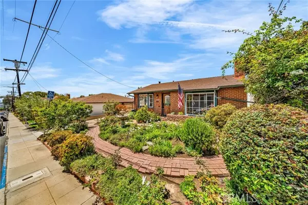 La Jolla, CA 92037,616 Rushville ST