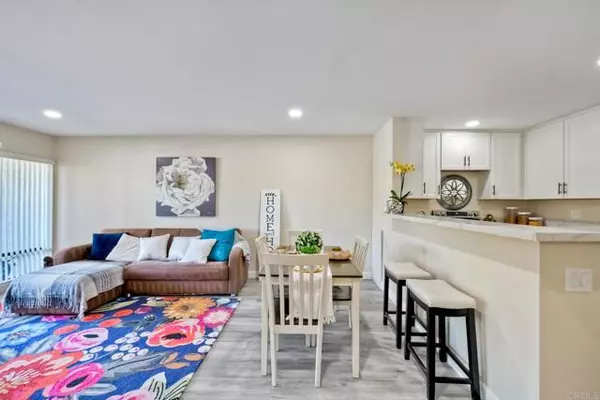 San Diego, CA 92128,12505 Oaks North DR 141