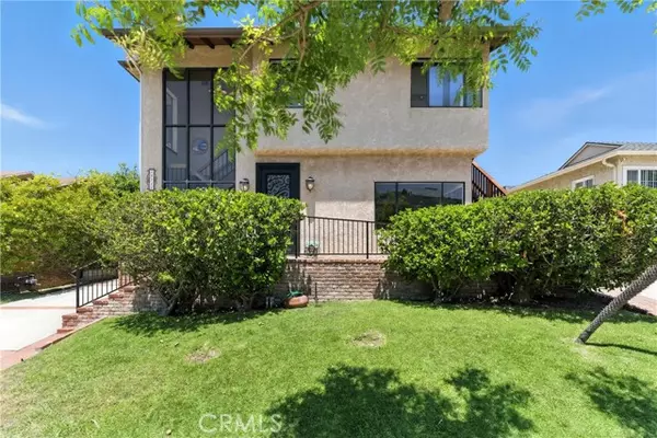10717 Whitburn ST, Culver City, CA 90230